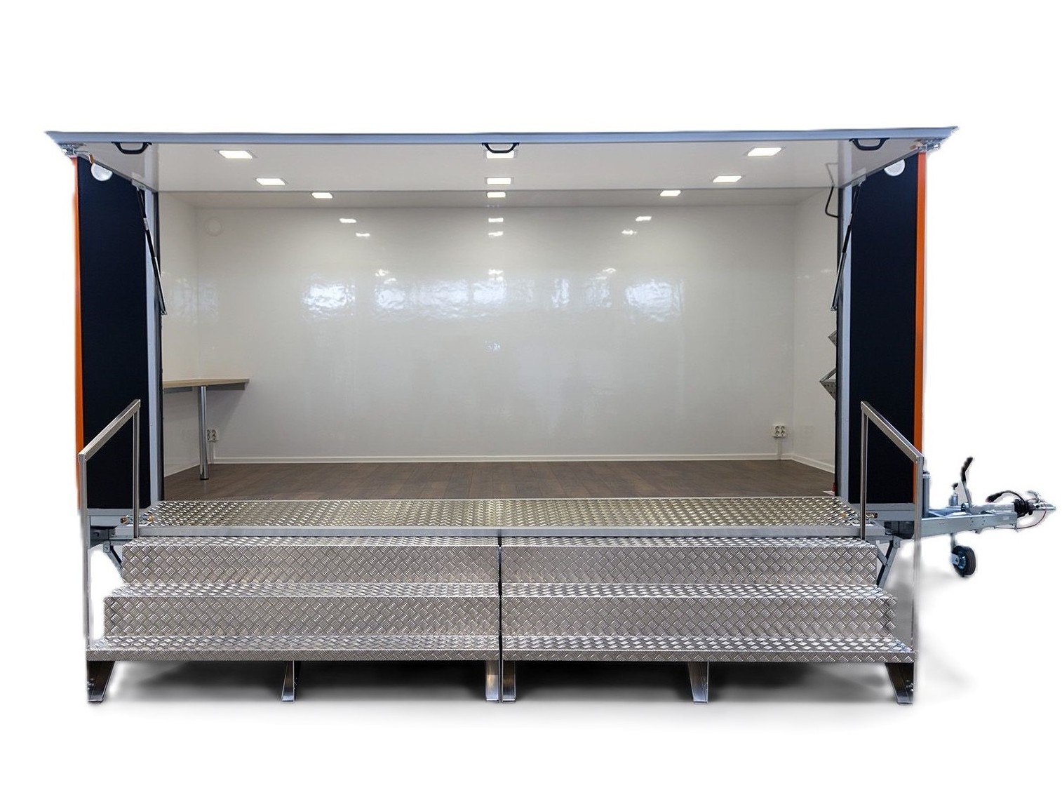 promo přívěs Showroom_11